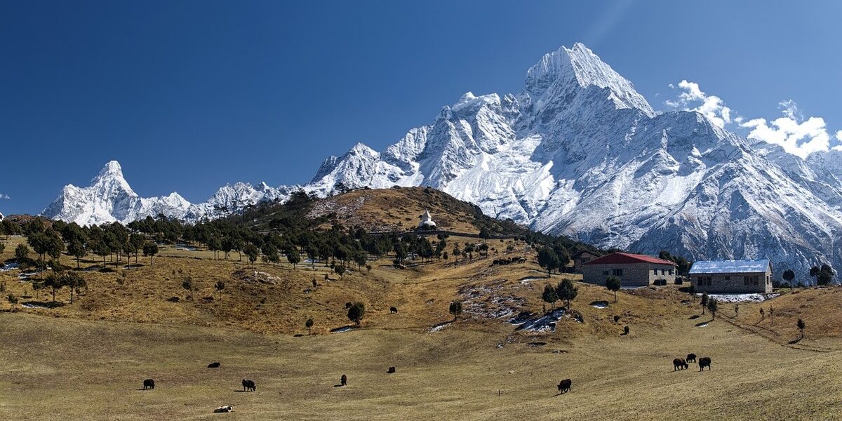 Imagen de las montañas del Himalaya en Nepal
