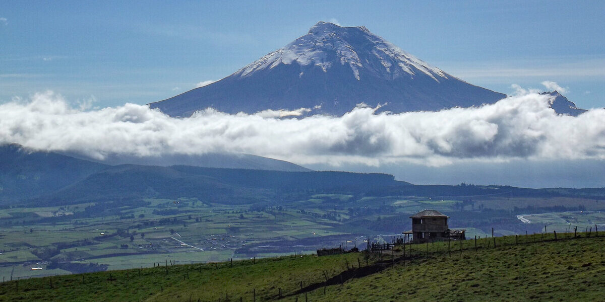 ruta-volcanes-ecuador-general Imagen del Cotopaxi, uno de los volcanes más visitados de Ecuador