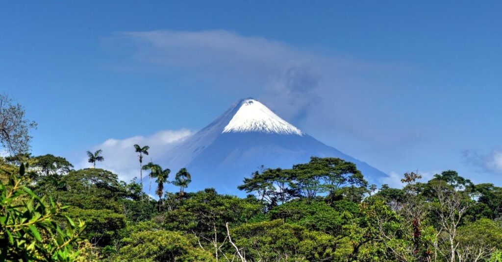 Imagen del Volcán Sangay