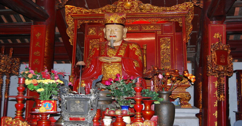 Altar en el Templo de la Literatura en Hanoi, dedicado a Confucio