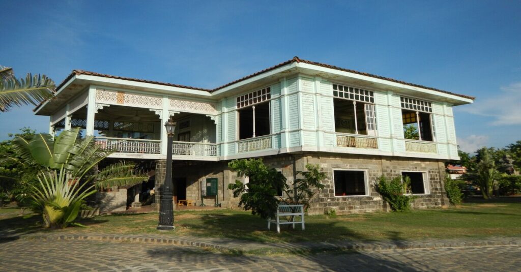 Casa de estilo bahay na bato en Filipinas