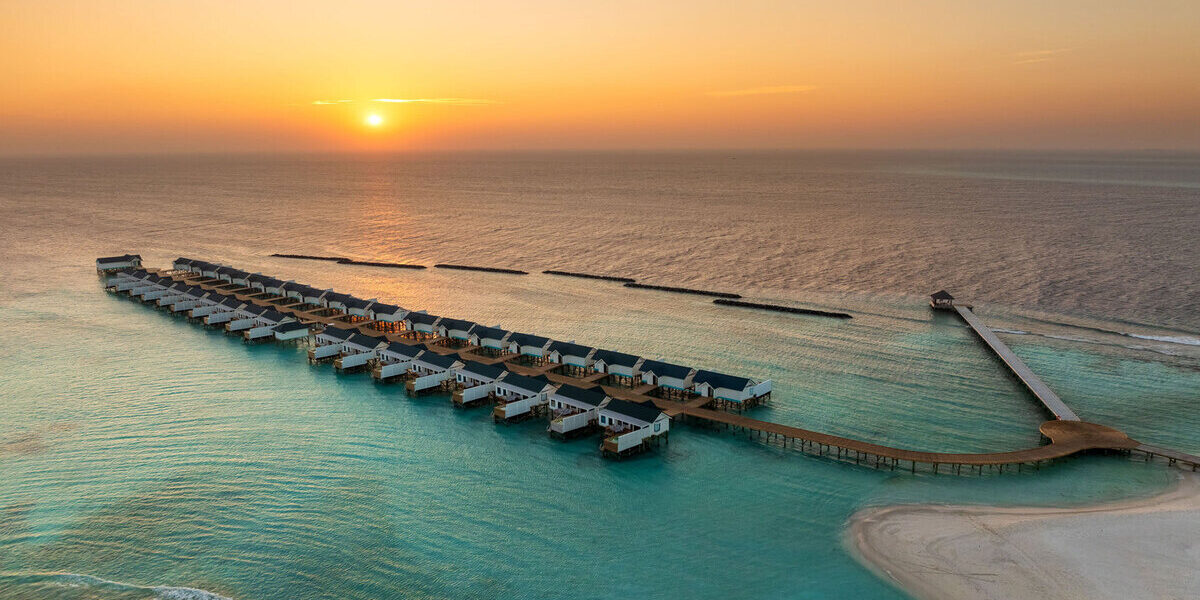 Oblu-Nature-Helengeli Resorts con piscinas en el mar de Oblu Nature Helengeli by Sentido, en Maldivas