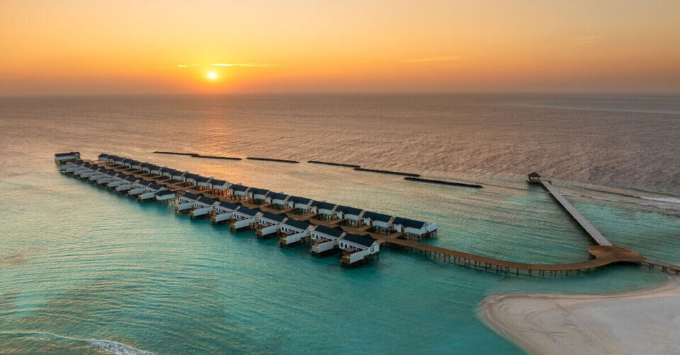 Oblu-Nature-Helengeli Resorts con piscinas en el mar de Oblu Nature Helengeli by Sentido, en Maldivas