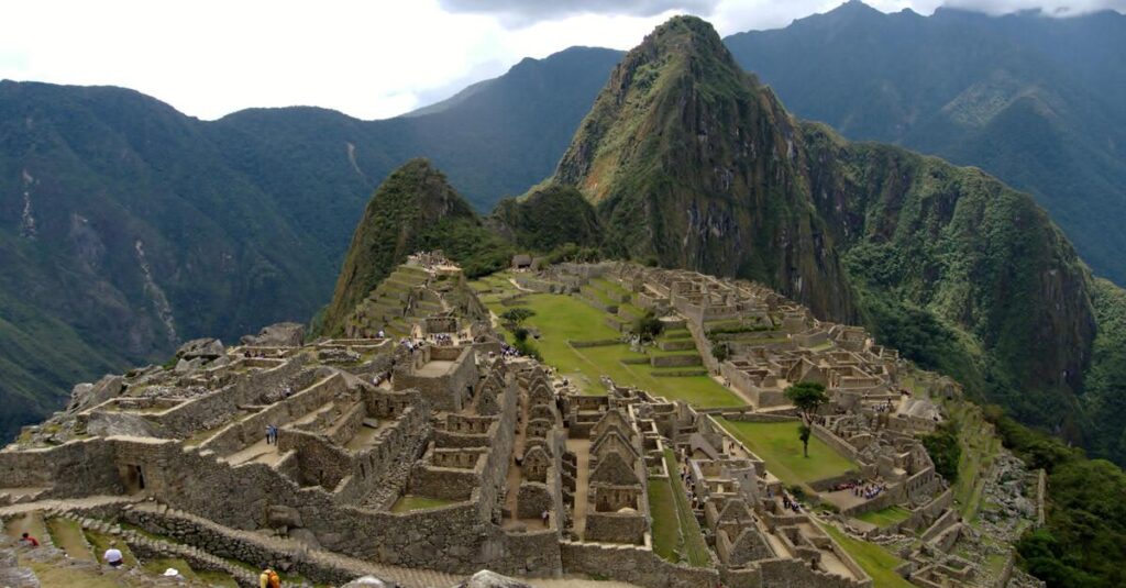 El Machu Picchu fue uno de los lugares donde los pueblos andinos vivían de forma tranquila y feliz, en estrecha armonía con la naturaleza