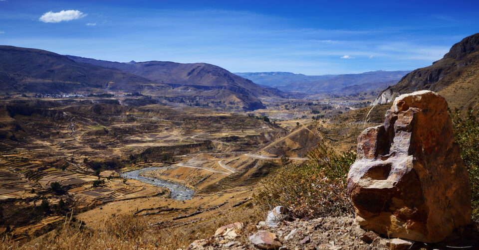 Valley of Colca River, Peru El Cañón del Colca es una de las grandes maravillas de Perú, más allá del Machu Picchu