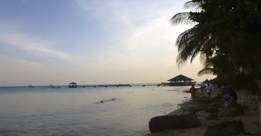 Playa paradisíaca de Saly, en Senegal