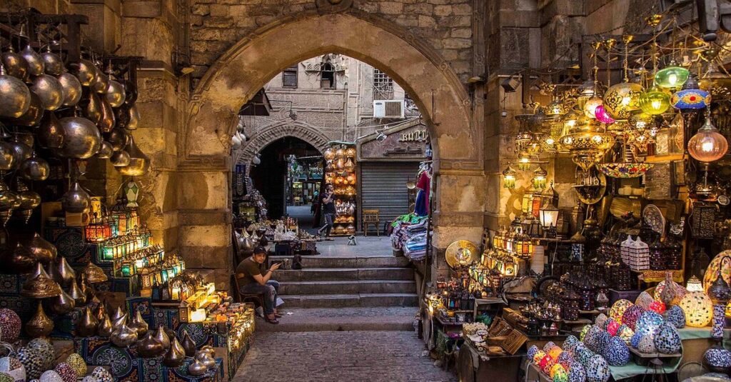 Uno de los rincones del mercado de Khan Al-Khalil, en El Cairo