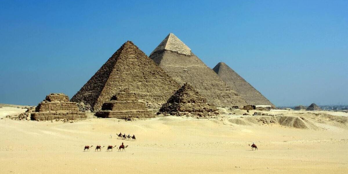 piramides-egipto-principal Las pirámides de Egipto rebosan simbolismo y espiritualidad desde hace siglos