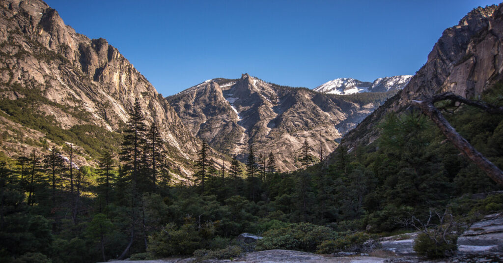 Sendero Mist Falls Trail, en Kings Canyon