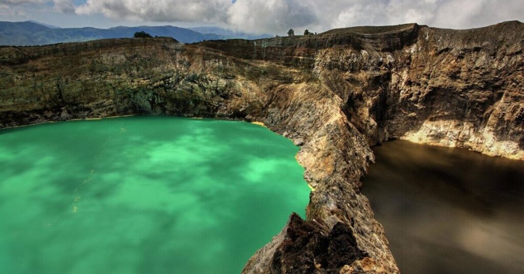Lagos del volcán Kelimutu
