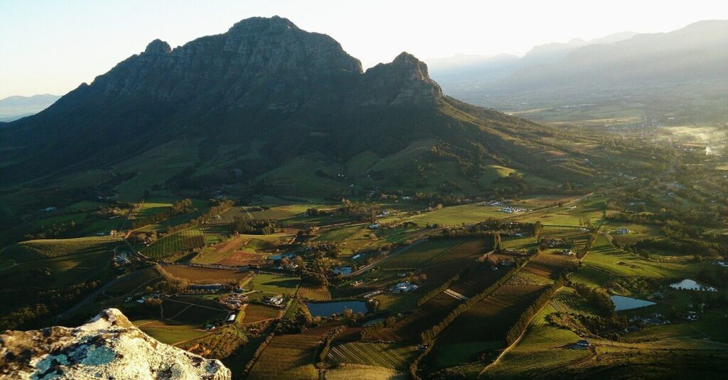 Vista aérea de viñedos en Robertson Valley