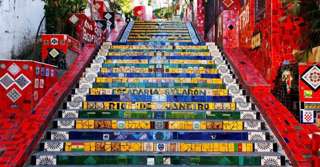 Escalera de Selarón, en el barrio de Santa Teresa