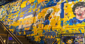Acceso a La Bombonera, estadio de Boca Juniors